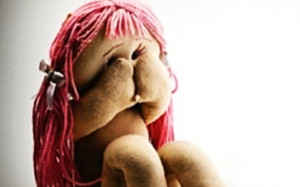 Pedofilia_liberacao_sexual_crianca_boneca_pano_gente_nova_revista