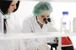 USP_pesquisador_cientista_pesquisa_dengue_aparelho_identifica_descobrir