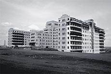 Construção do Hospital das Clínicas - quase no meio do nada - em 1940 - foram seis anos de obras até sua inauguração, em 1944